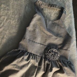 Girls size 6x striped gray dress